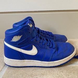 BLUE NIKE AIR JORDAN HYPER ROYALS